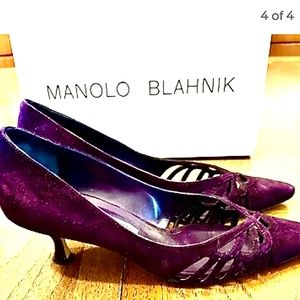 Manolo Blahnik purple suede kitten heels 7. 5